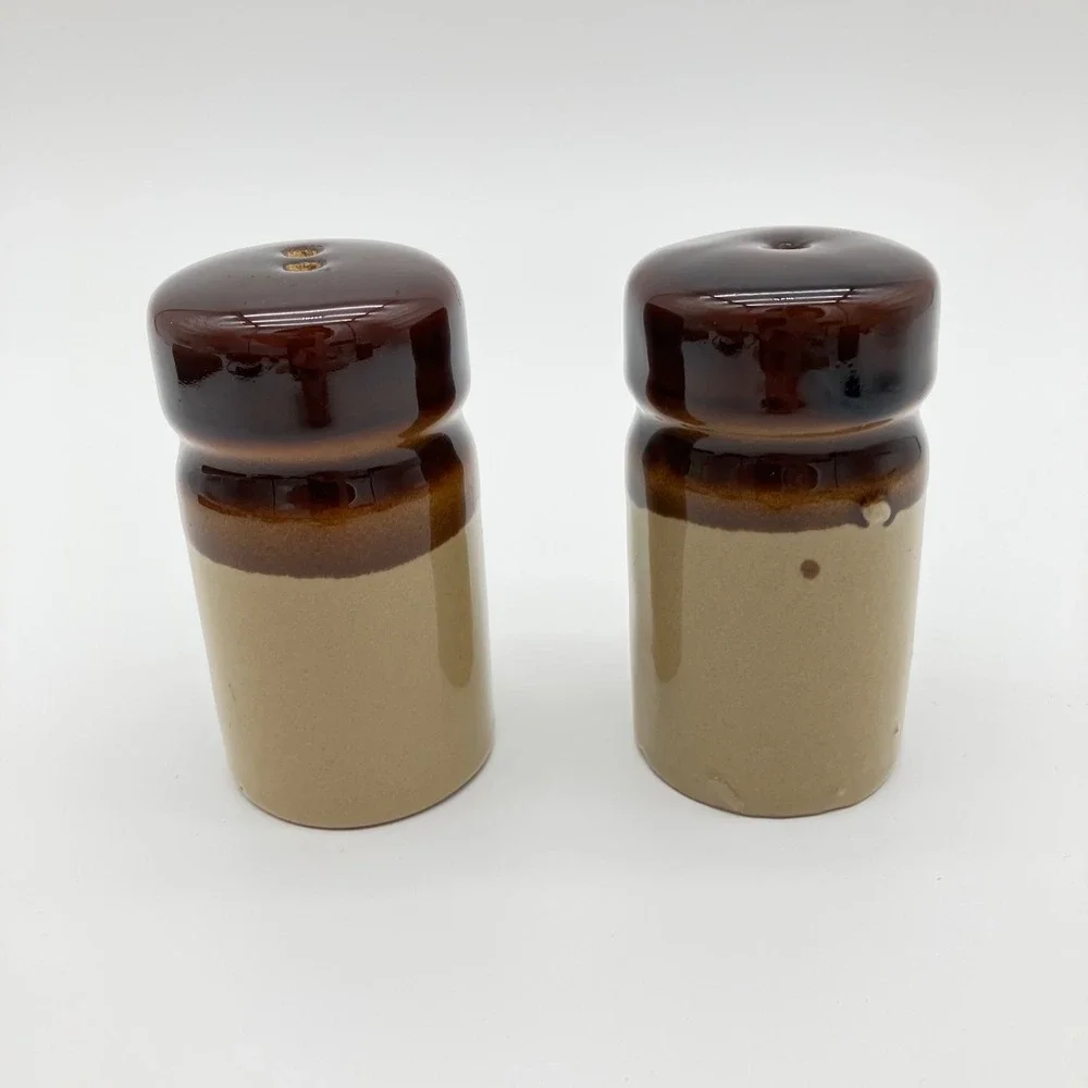 Vintage Salt & Pepper Shakers Set 4.25in Brown Dip Glaze Stoneware MCM Retro
